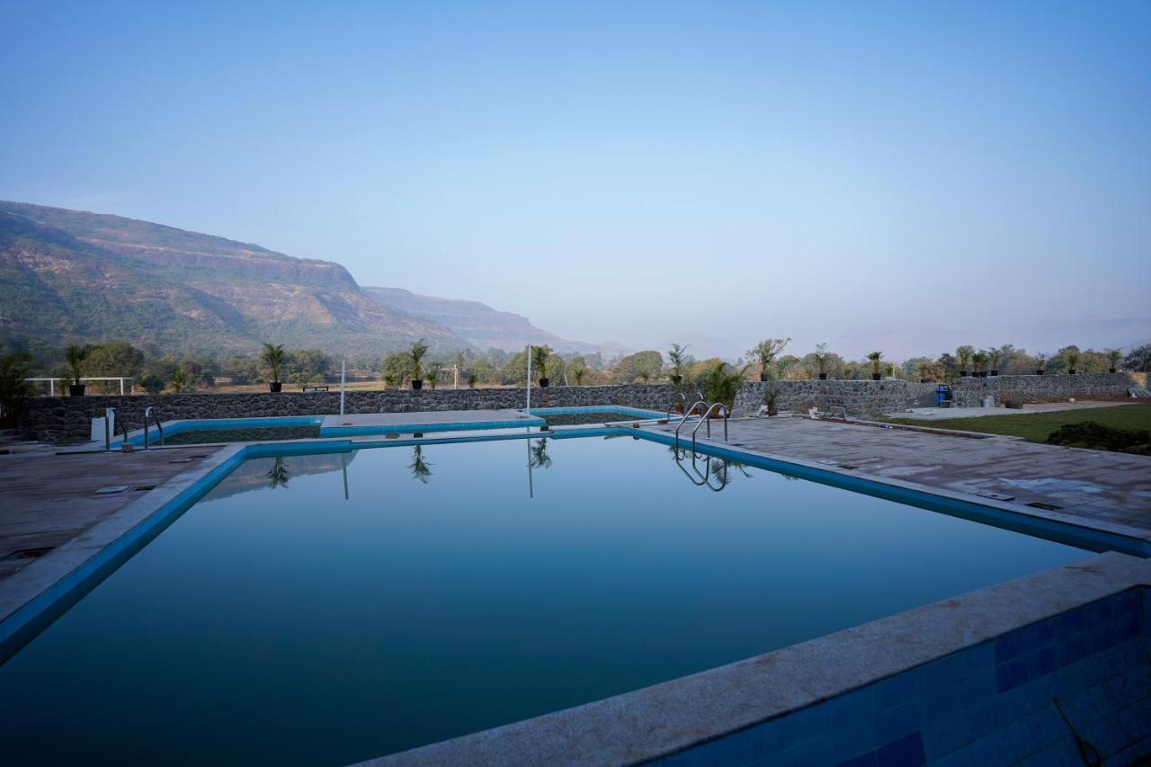 Mountain Shadow Resort Igatpuri Bagian luar foto