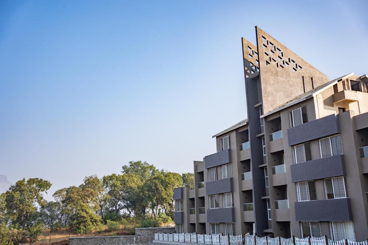 Mountain Shadow Resort Igatpuri Bagian luar foto